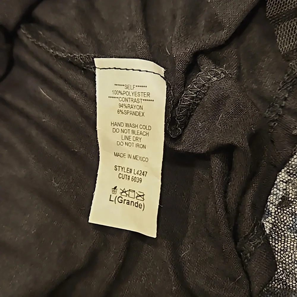 NWT - Ginger G Black Lace Top - Picture 6 of 7